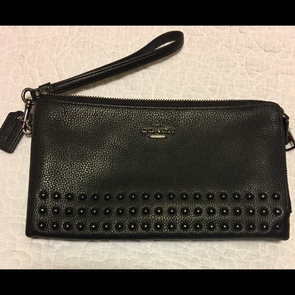 Coach Handbags - Coach Wallet